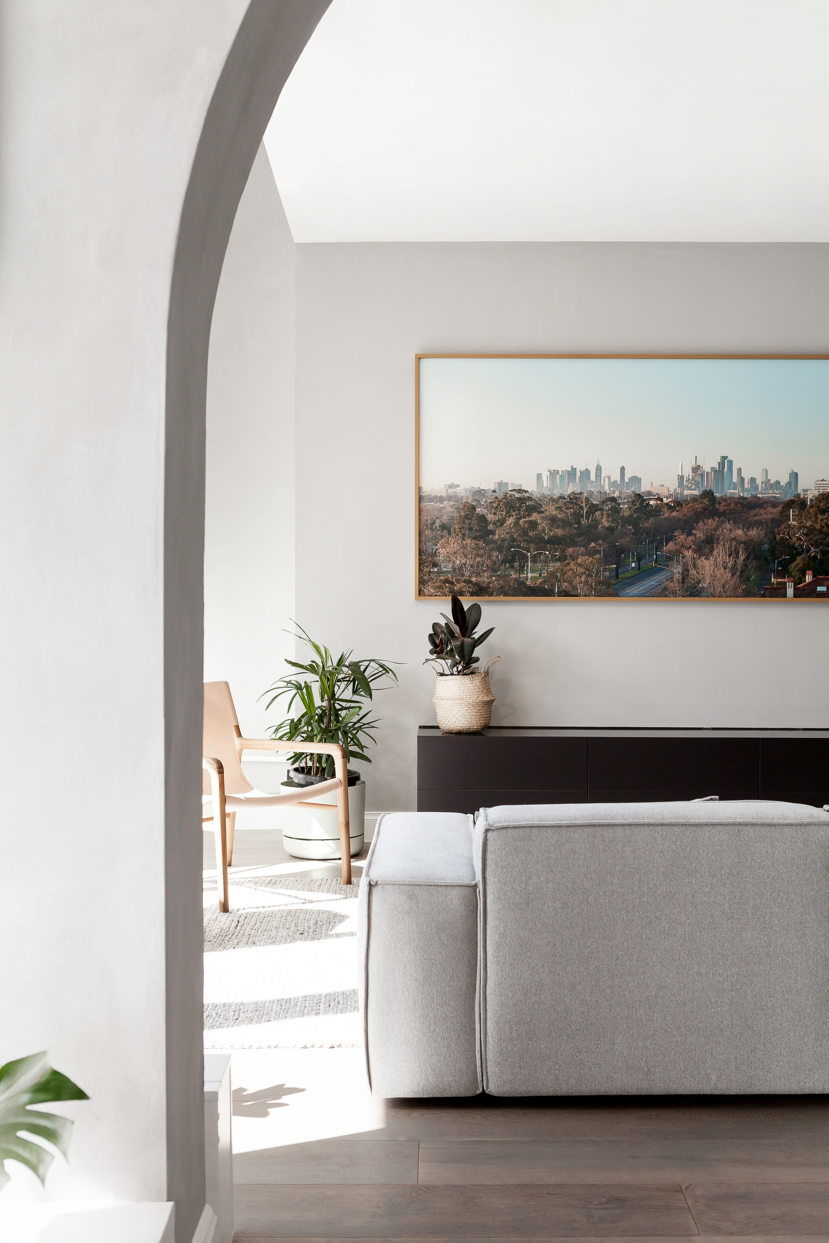 Brompton residential construction living room archway